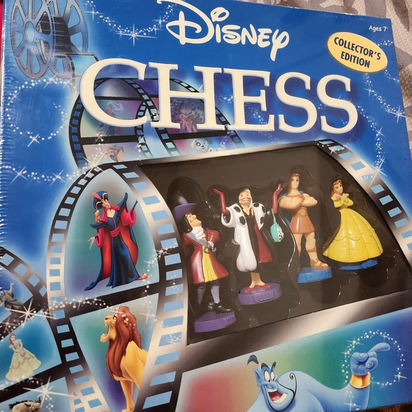 Disney Chess Collectors Edition NWOT - Picture 9 of 9